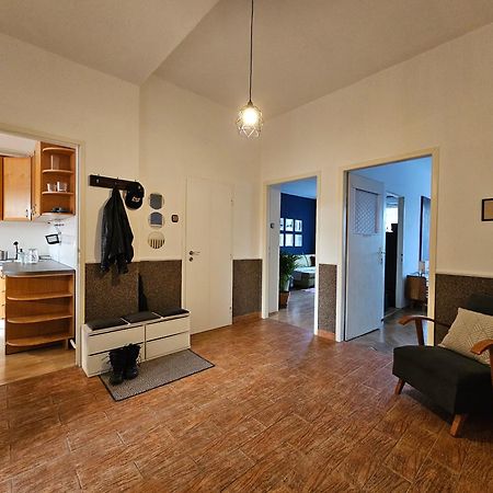 Stone Square Apartment Bratislava Eksteriør billede