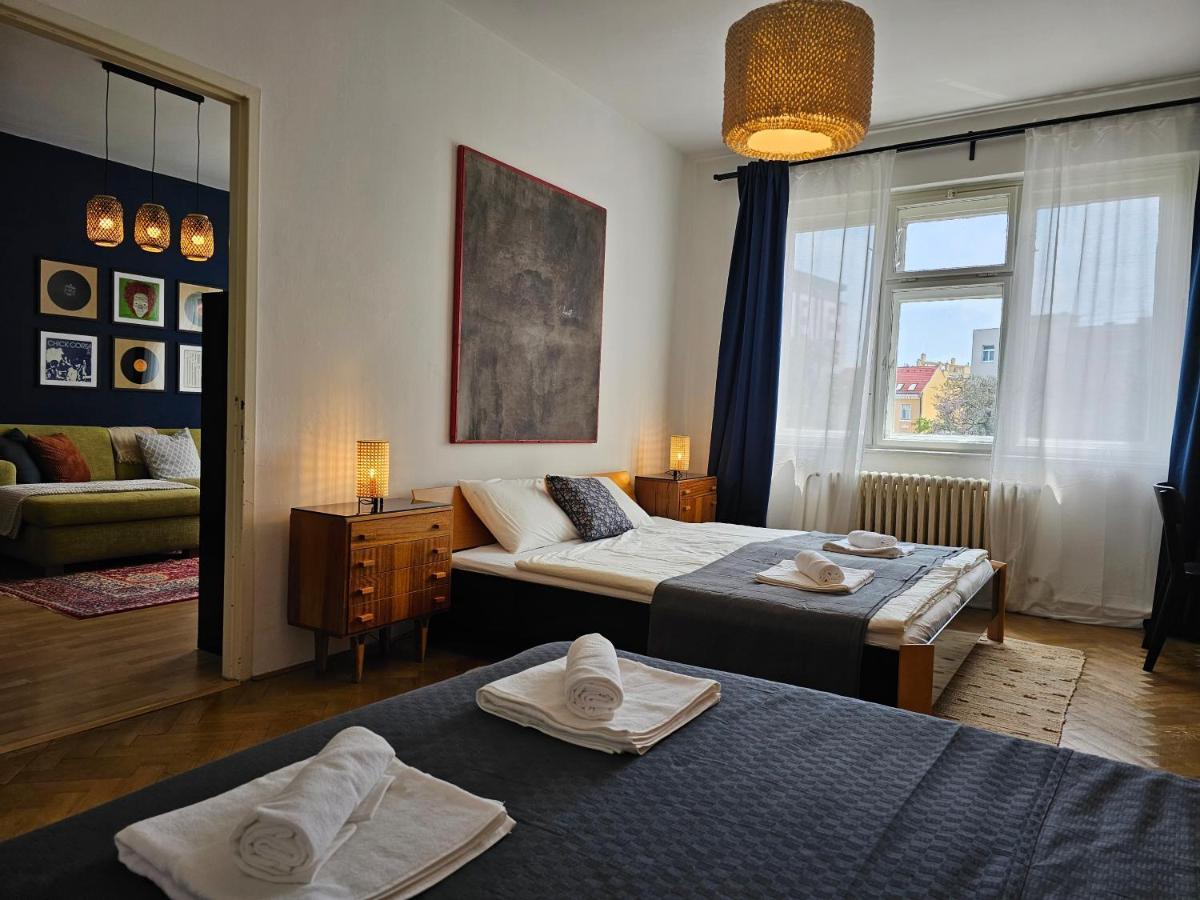 Stone Square Apartment Bratislava Eksteriør billede
