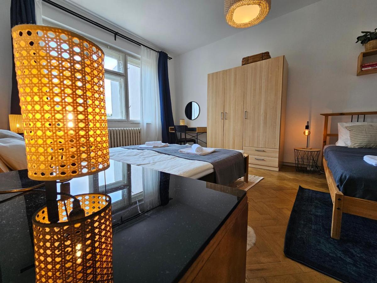 Stone Square Apartment Bratislava Eksteriør billede