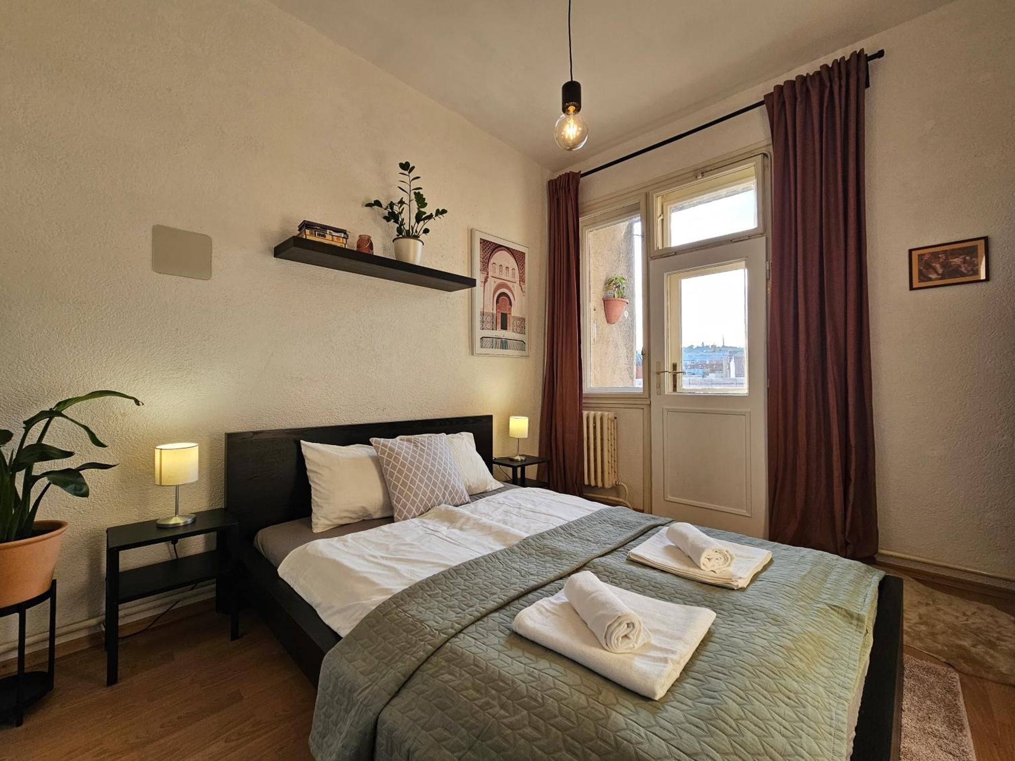 Stone Square Apartment Bratislava Eksteriør billede