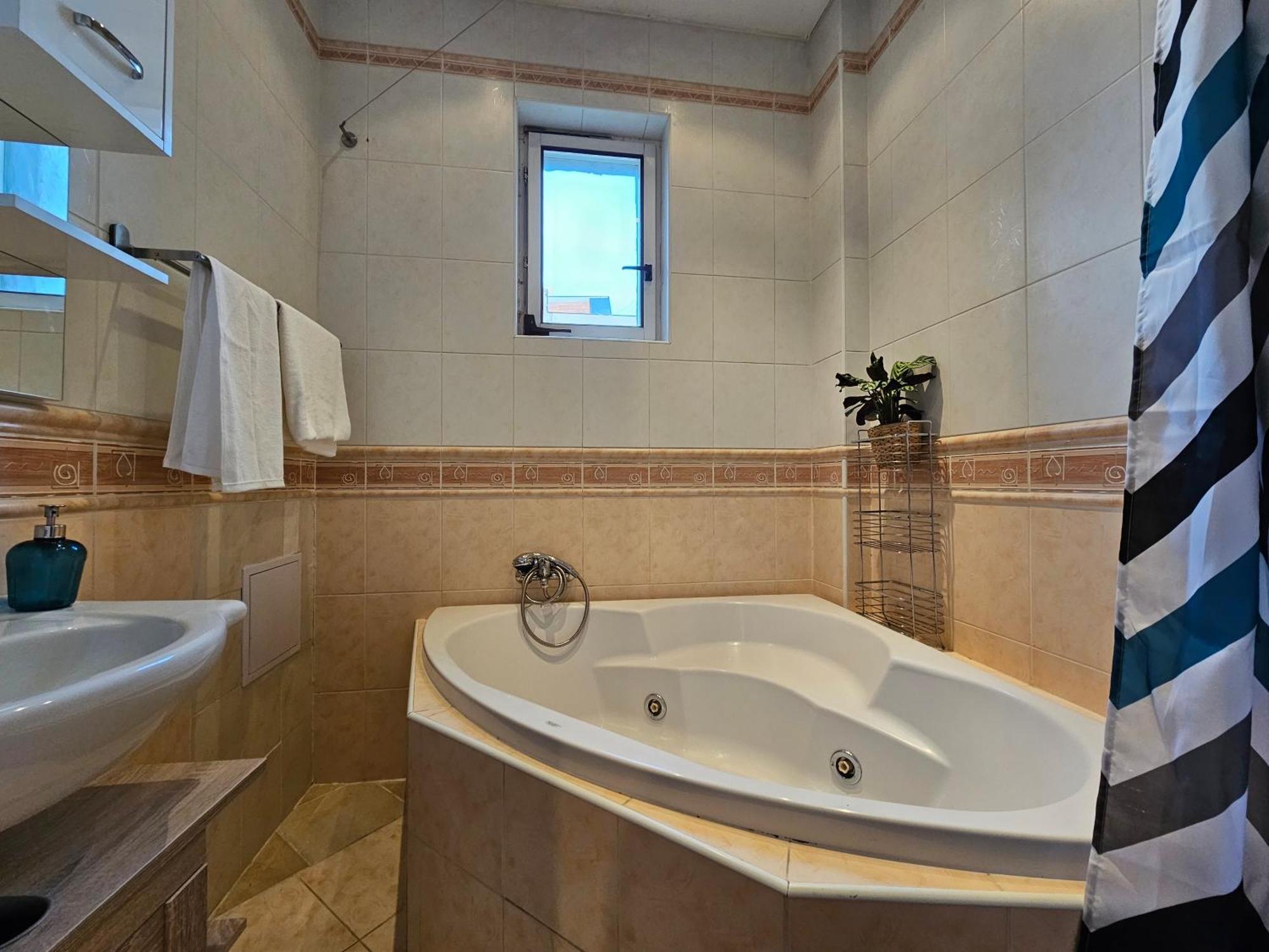 Stone Square Apartment Bratislava Eksteriør billede