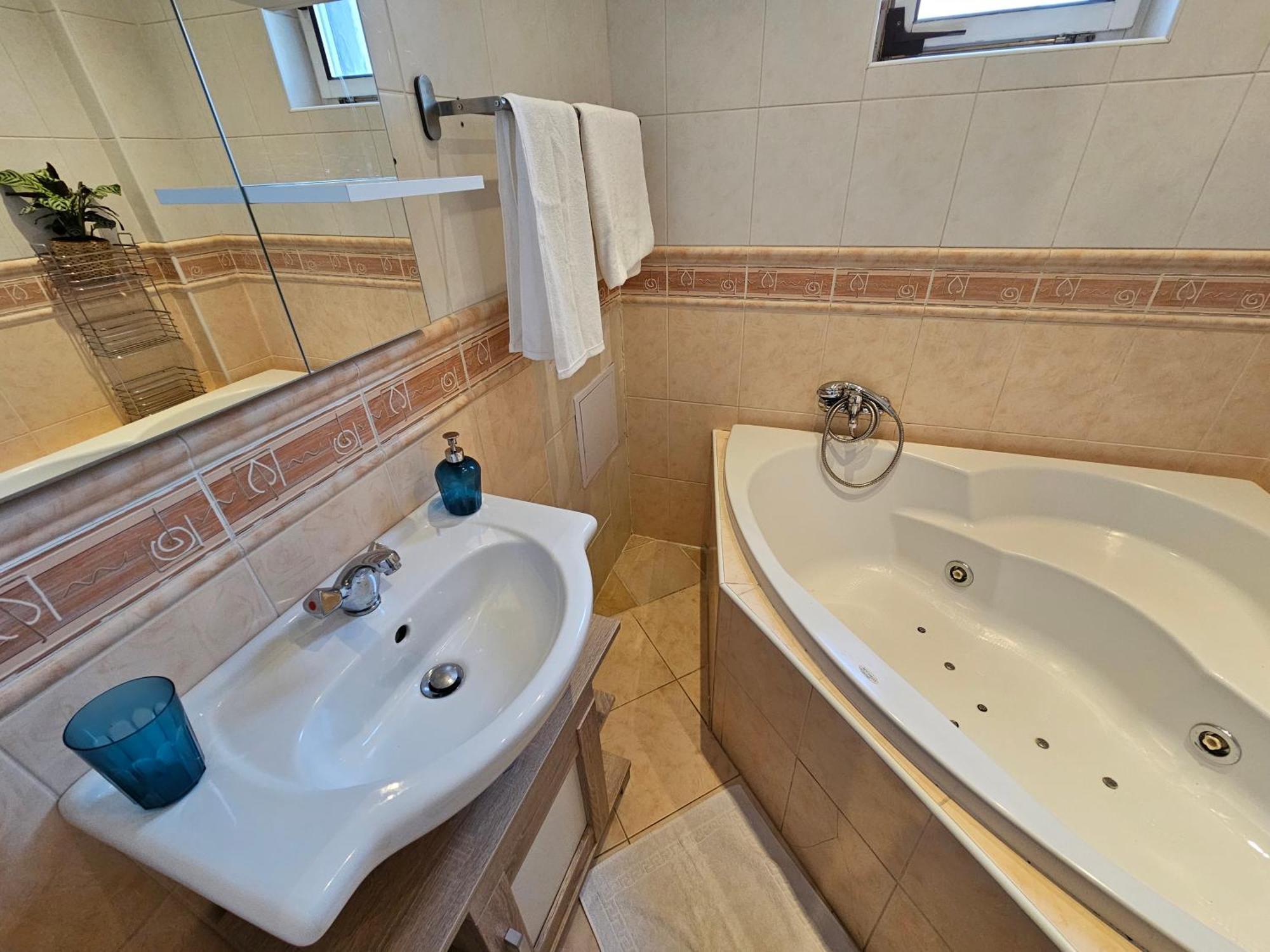 Stone Square Apartment Bratislava Eksteriør billede